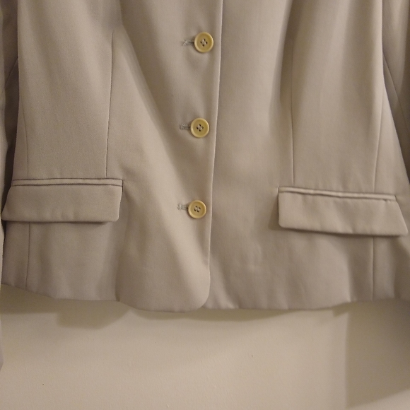 J crew size 12 petite jacket - Picture 8 of 8